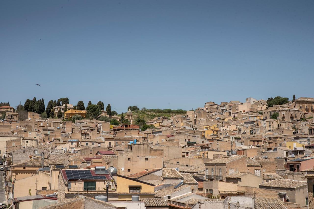Come A Casa Panoramico E Centralissimo Leilighet Canicattì Eksteriør bilde